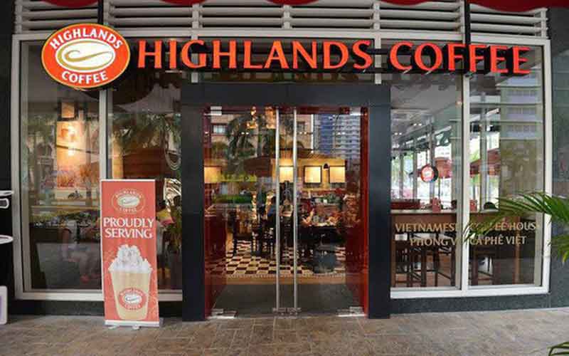Cửa hàng Highland Coffee gần đây.